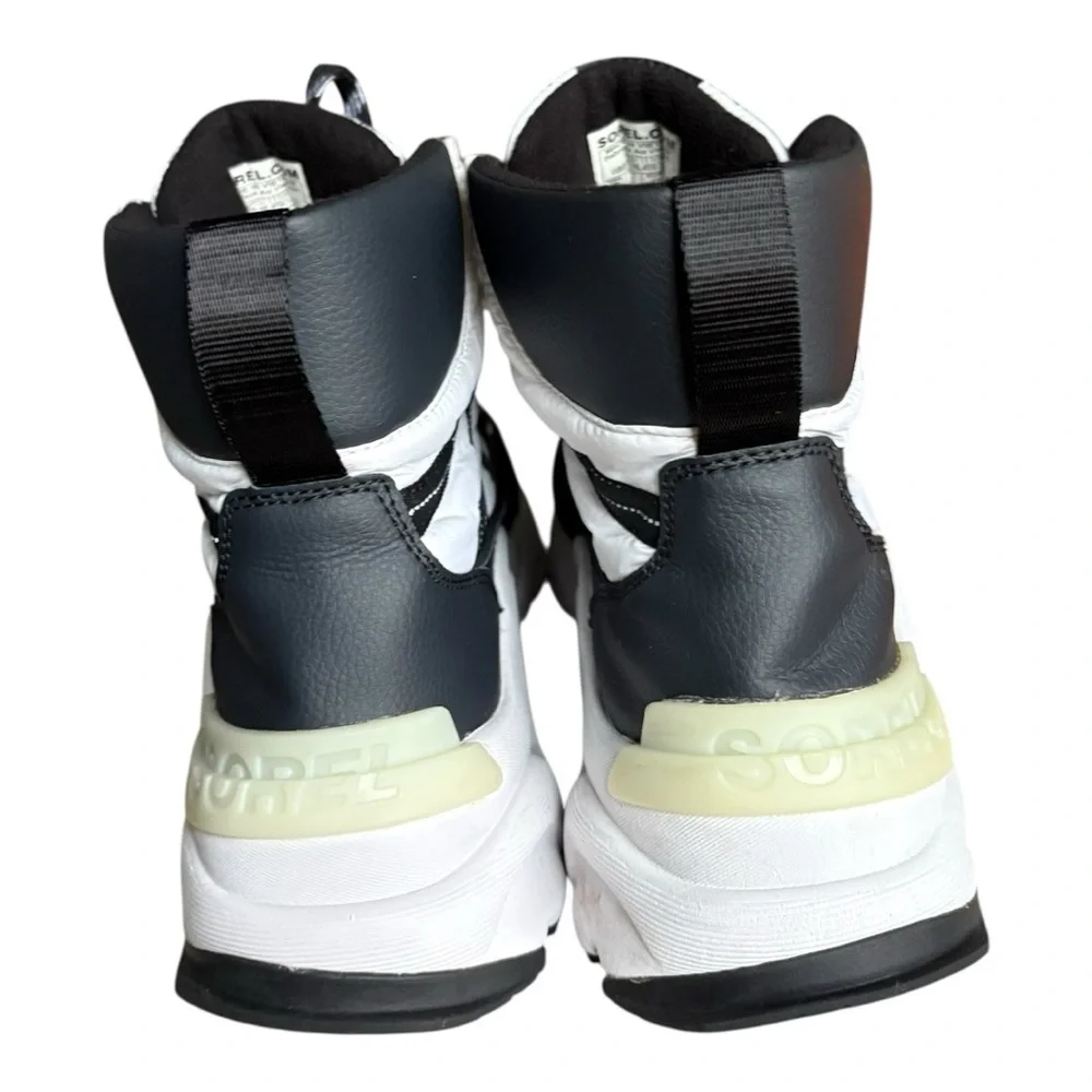 SOREL KINETIC RNEGD SPORT Waterproof Outdoor Boot Black White size 10.